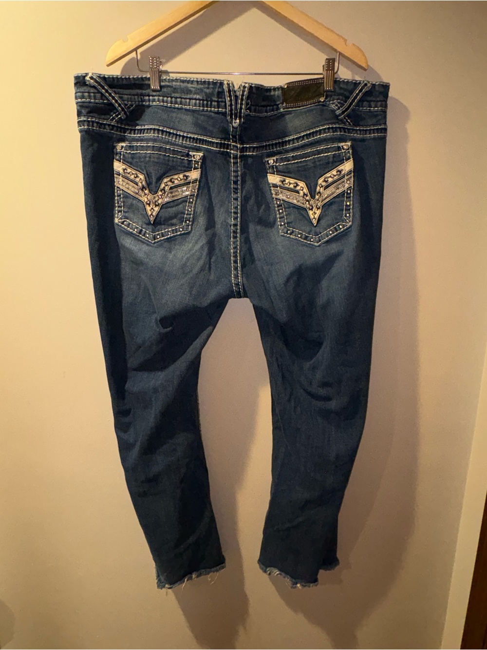 Vigoss Chelsea Embellished Jeans Plus Size 26 - Picture 2 of 7